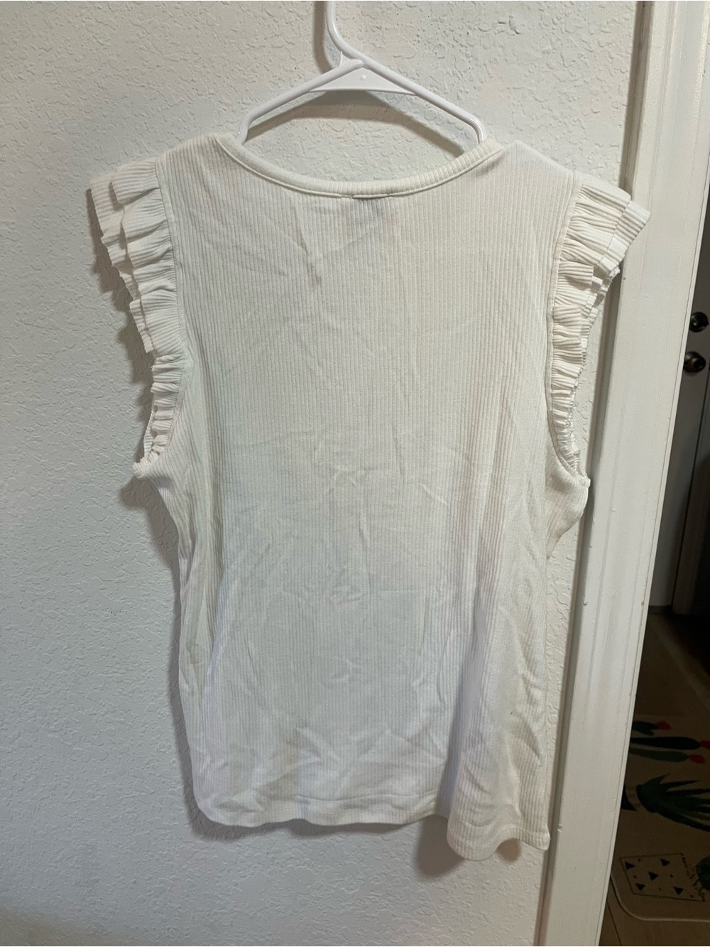 Elie Tahari White Ruffle Sleeve Ribbed Tank - Picture 3 of 5